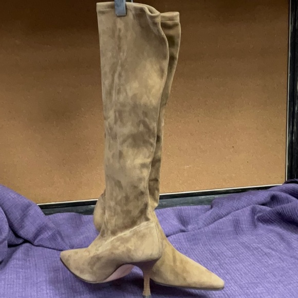Manolo Blahnik Shoes - Manolo Blahnik Tan Suede Heeled Boots